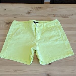 American Eagle Outfitters yellow shorts